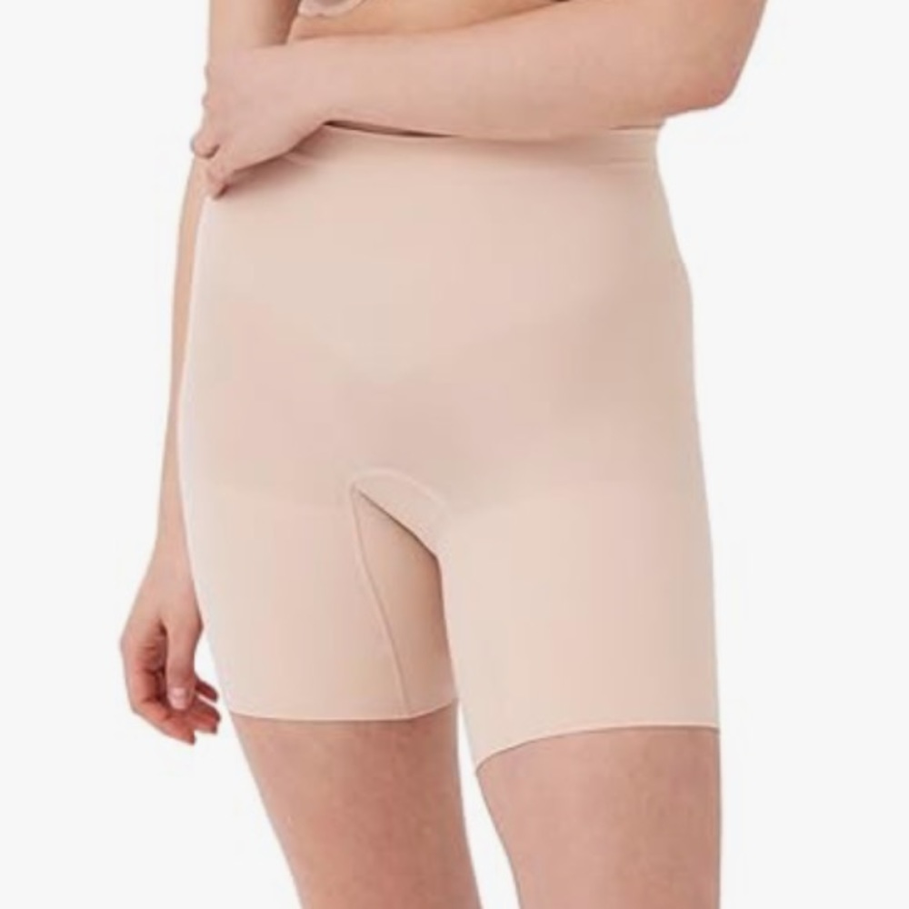 SPANX Women's Power Shorts - Small